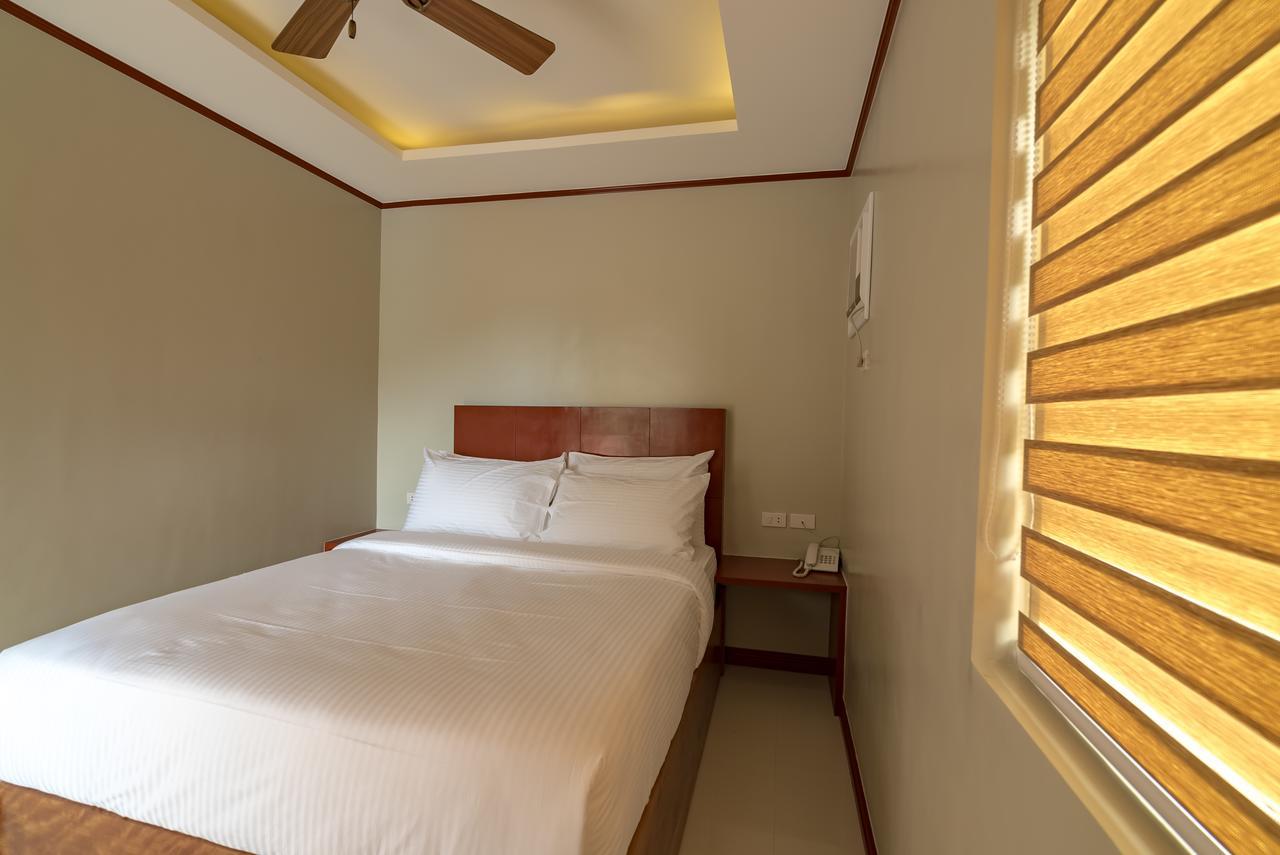Coral Cliff Hotel El Nido Exterior photo